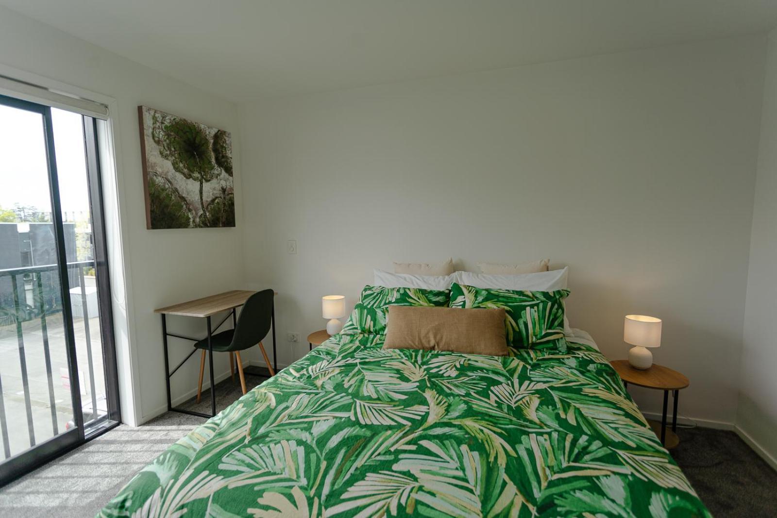 Modern 2 Bedroom Townhouse In Cbd With Parking! Sleeps 5 Christchurch Exterior photo